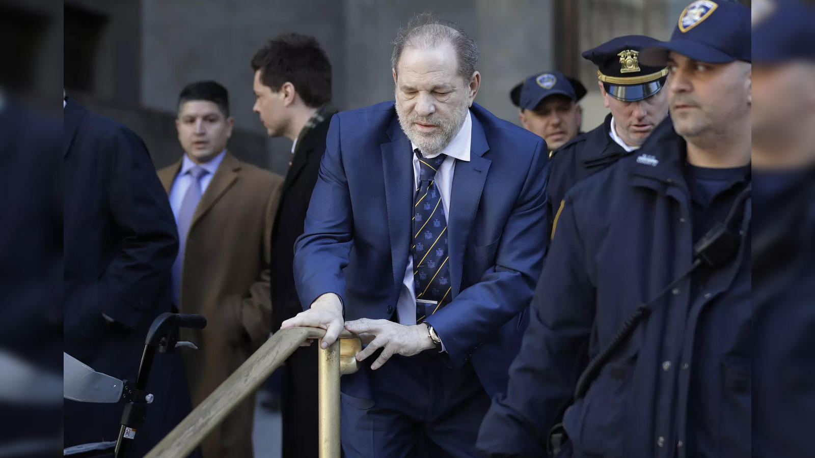 How have prior bad act witnesses influenced the overturning of Harvey Weinstein's conviction in New York?